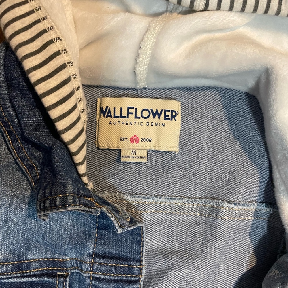 Jean jacket - Picture 3 of 3